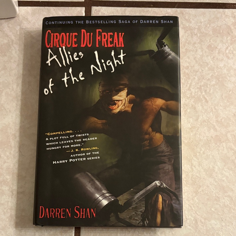 Cirque Du Freak Allies of the Night Book